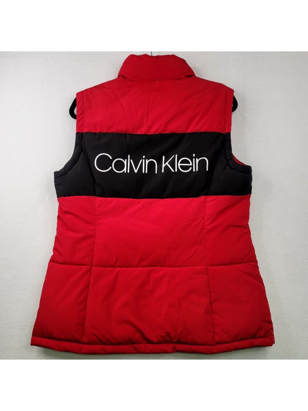 Calvin Klein Spell Out Puffer Vest M Red Black Quilted Outdoor Colorful Layers